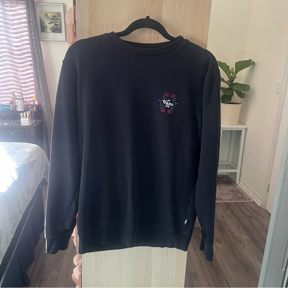 Vans Black Crewneck Sweater‎ with Relaxed Fit